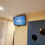 Sleep In - Parking - Centre