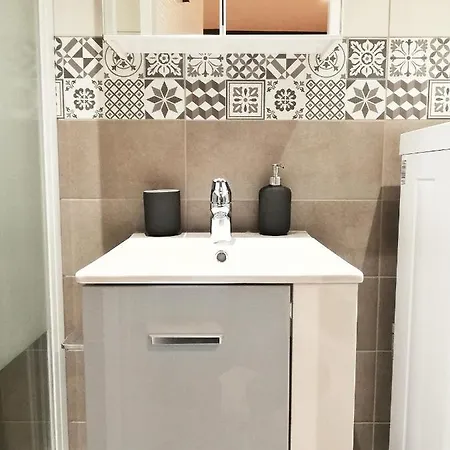 Sleep In - Parking - Centre Apartman